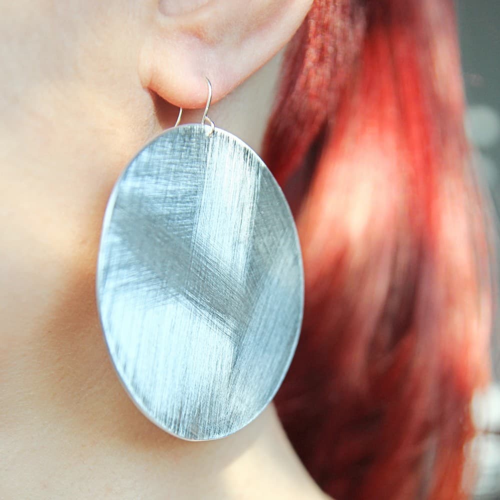 nakit,ručni rad,metal,posebno,poklon,dar,drugačije,moderno,moda,naušnice